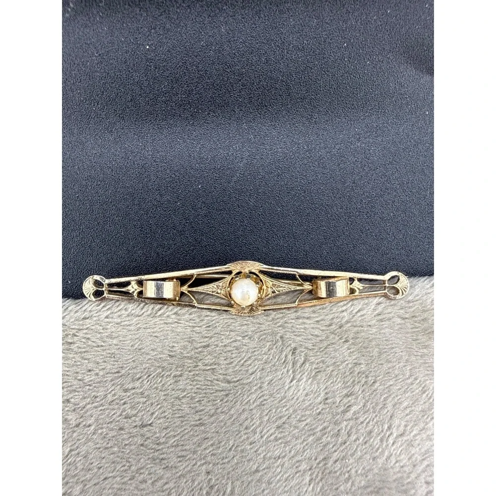 Vintage Brooch Gold Tone Art Deco‎ Revival